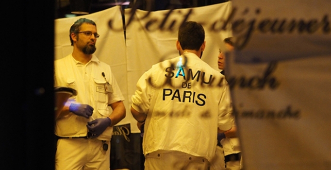 Fransa Paris'te yeniden silah sesleri