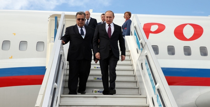 Putin, G-20 zirvesi için Antalya'ya geldi