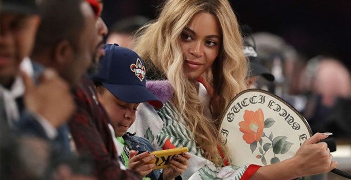 Beyonce ve Jay-Z NBA takımlarından Houston Rockets'a ortak oluyor