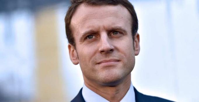Macron yeni Brexit anlaşmasından memnun