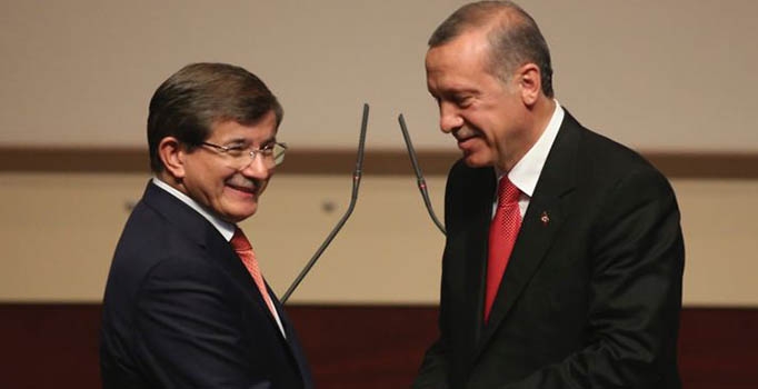Erdoğan Davutoğlu'na bugün hükümeti kurma görevini verecek