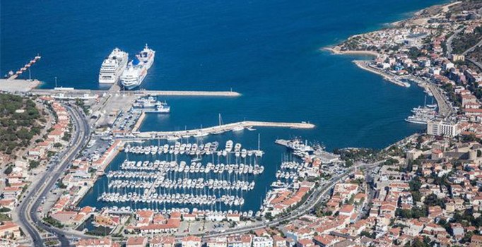 Türkiye ve Katar arası ticari gemi seferleri başlıyor