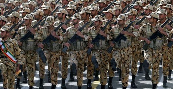 İran ve Rusya askeri ve teknik işbirliği konusunda anlaştı