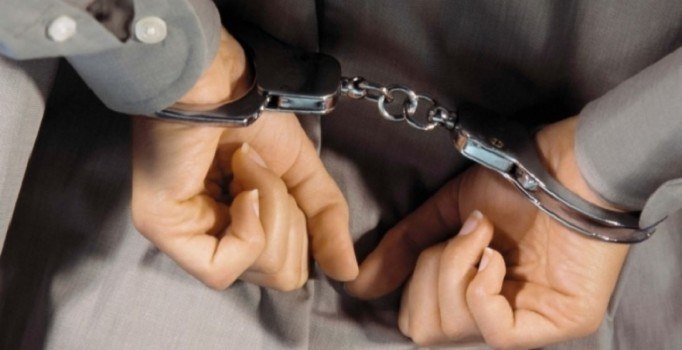 FETÖ'den ihraca itiraz için gidince tutuklandı