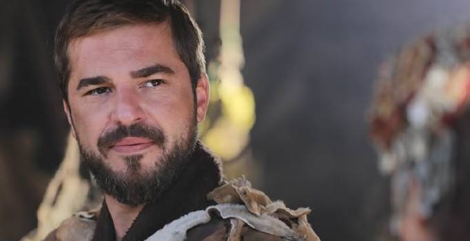 Neslişah Düzyatan'ın sosyal medya hesabı hacklendi