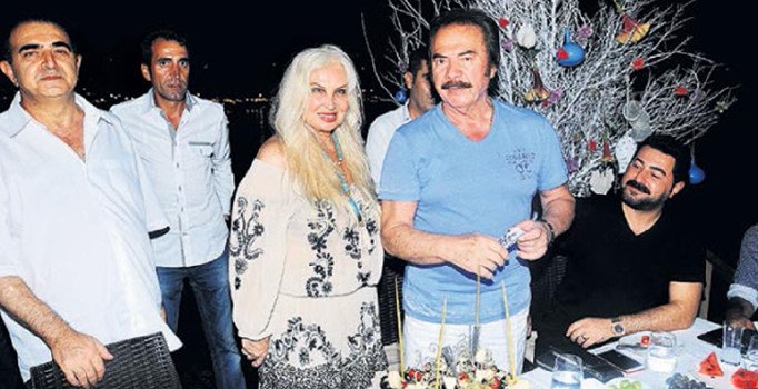 Orhan Gencebay 74 yaşına girdi