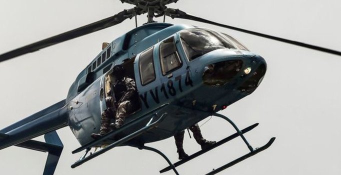 Venezuela ordusu kaçan isyancıları arıyor