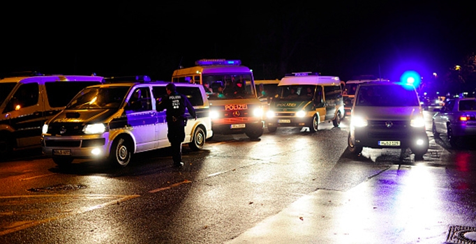 Almanya Hollanda maçı terör tehdidi nedeniyle iptal edildi