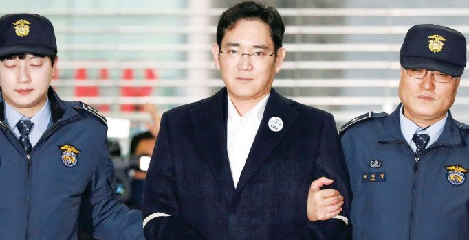 Samsung’un veliahtına rüşvetten 12 yıl hapis