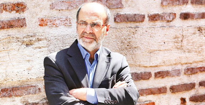 Hem dil gelişiyor hem de edebiyat