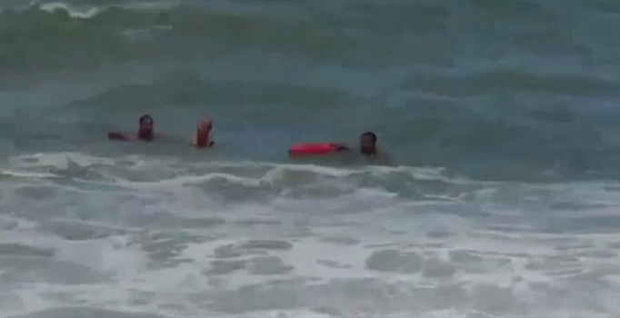 Akıntıdan son anda kurtarıldı | Düzce haberleri