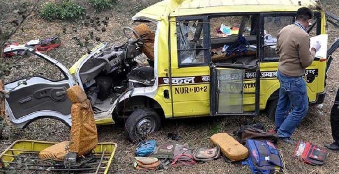 Hindistan’da trafik kazası: 9 ölü