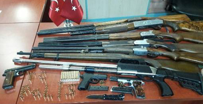 Ankara'da 22 ruhsatsız av tüfeği ele geçirildi | Ankara haberleri