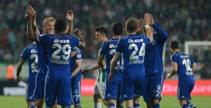 Fenerbahçe final yolunu yarıladı