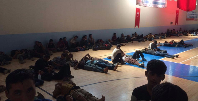 Çorum'da 119 göçmen yakalandı