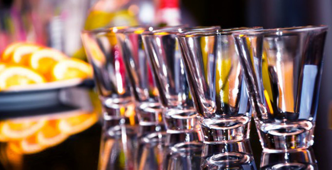 Her 8 Amerikalı’dan biri alkol bağımlısı