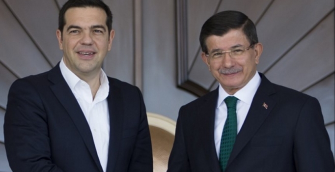 Davutoğlu ve Çipras ortak basın açıklamasından mesaj Kerry'e çıktı