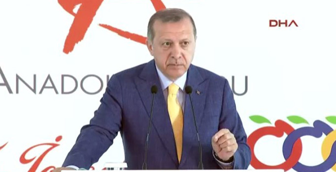 Cumhurbaşkanı Erdoğan: Demokrasi ve ekonomimizle dimdik ayaktayız
