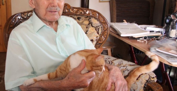 Beethoven’ın 9. Senfonisini bülbül sesiyle birleştirdi