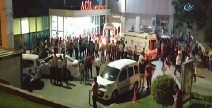 Son dakika! İstanbul Emniyeti'nde polise bıçaklı saldırı: 1 Polis şehit oldu