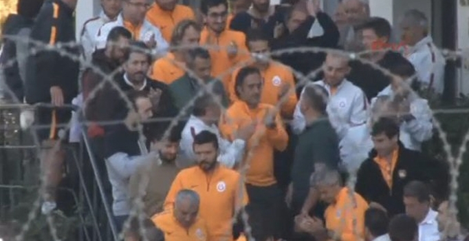 Hamza Hamzaoğlu, Florya'dan alkışlarla uğurlandı