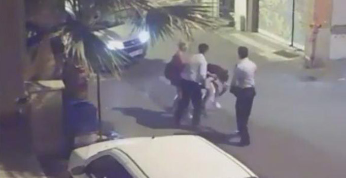 Tacize uğrayan kadını döven polise soruşturma başlatıldı