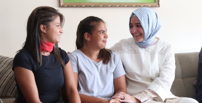 Aile ve Sosyal Politikalar Bakanı Kaya'dan şehit ailelerine ziyaret