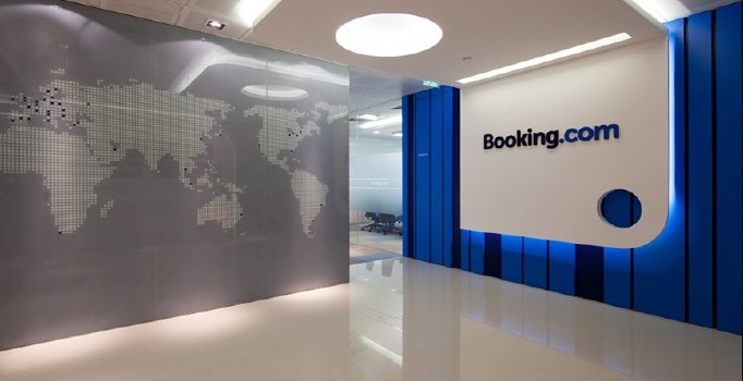 Booking.com'un faaliyetlerine durdurma kararı mağduriyet yaşattı