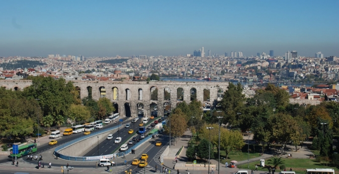 İstanbul'un tarihi binaları tek kitapta toplandı