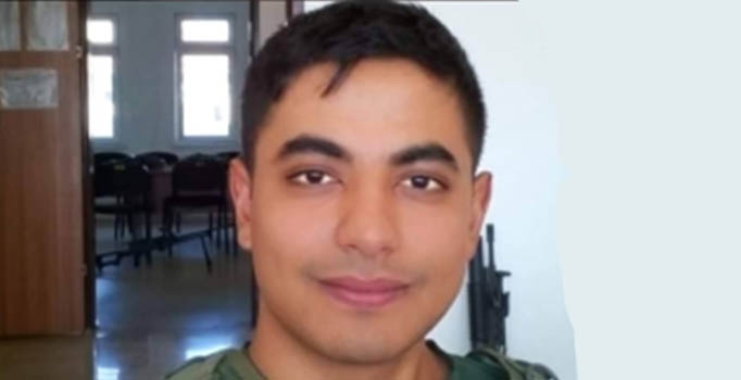 Jandarma Uzman Çavuş Yunus Emre Öztürk trafik kazasında hayatını kaybetti