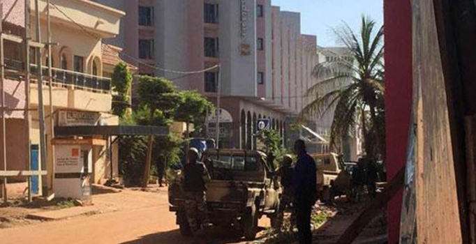 Mali'deki saldırıda ölü sayısı 27'e çıktı, tüm rehineler kurtarıldı
