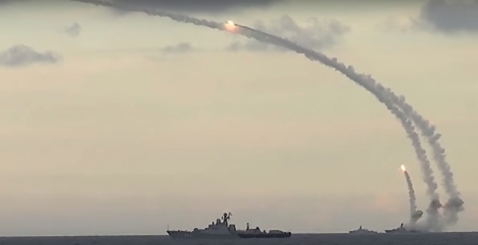 Türkmen katliamı yapan Rusya, IŞİD’i Hazar’dan böyle bombaladı