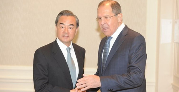 Rusya ve Çin, Kuzey Kore'yi görüştü