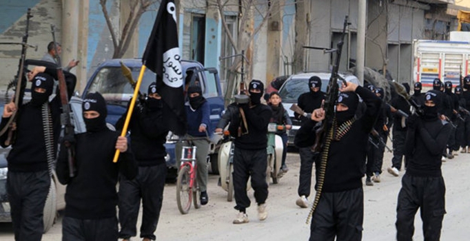 Paris’te operasyon düzenlenen evde üçüncü bir ceset bulundu