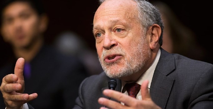 Eski bakandan Trump’a 'iç savaş' suçlaması