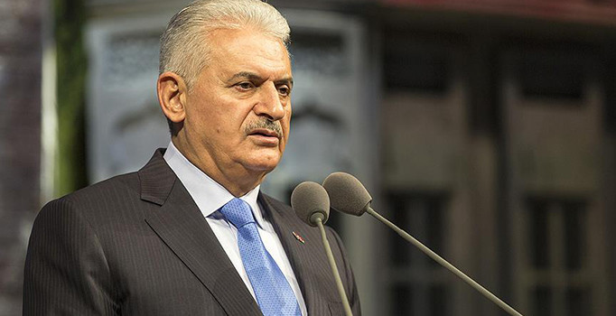 Başbakan Yıldırım: Deprem gerçeğiyle yaşamayı öğrenmek mecburiyetindeyiz