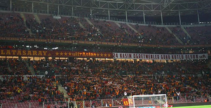 Galasaray'da kazan kaynıyor: Arena'da 'İstifa' sesleri