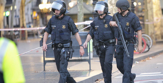 Son dakika! Barcelona'daki terör saldırısını DEAŞ üstlendi