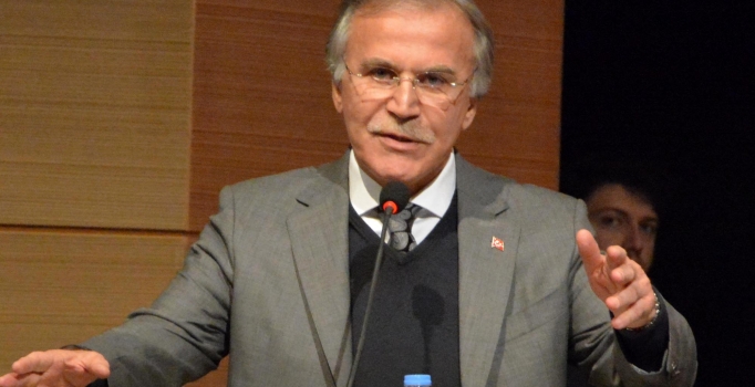 Mehmet Ali Şahin: Yemin metni ayrımcı ve ideolojik