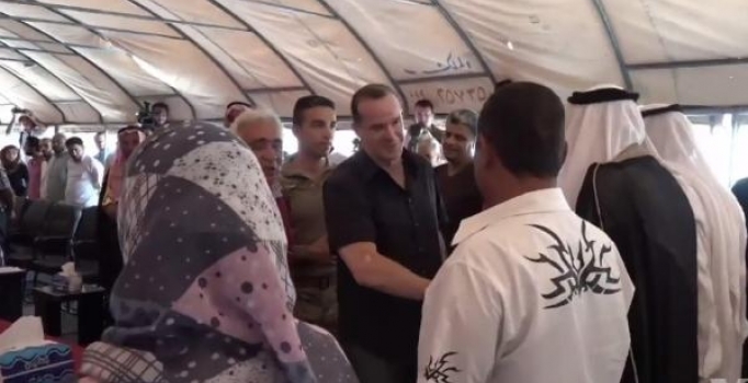 ABD Başkanı Trump'un özel temsilcisi Rakka'da aşiretlerle görüştü