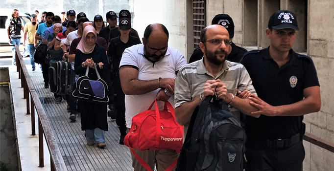 FETÖ'den ihraç edilenlere maaş tarifesi