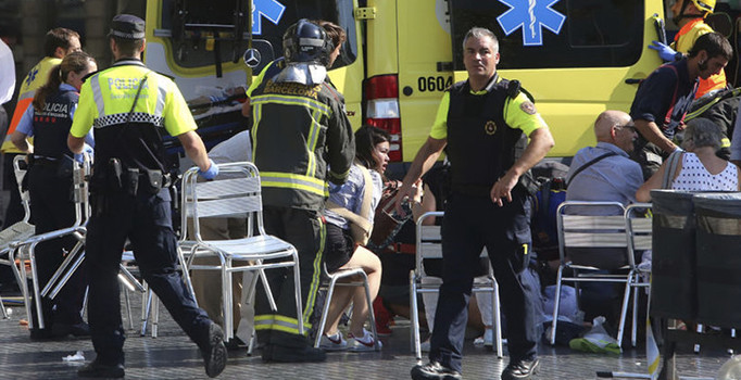 Barcelona'daki terör saldırısıyla ilgili 2 kişi gözaltına alındı