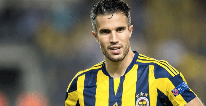 Robin van Persie deplasmanda durdurulmuyor