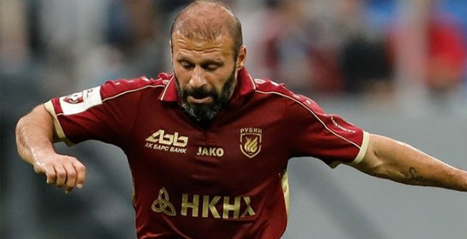 37 yaşındaki Gökdeniz şov yaptı