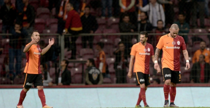 Galatasaray soyunma odasında gergin anlar yaşandı