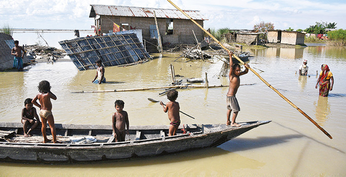 Toprak 500 kişiyi yuttu