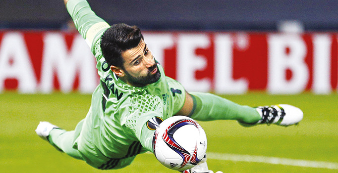 Fener'in kalesi düştü