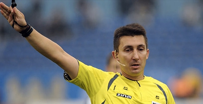 Beşiktaş-Skenderbeu maçında Pawel Gil düdük çalacak