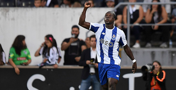 Fenerbahçe'ye Aboubakar'dan kötü haber