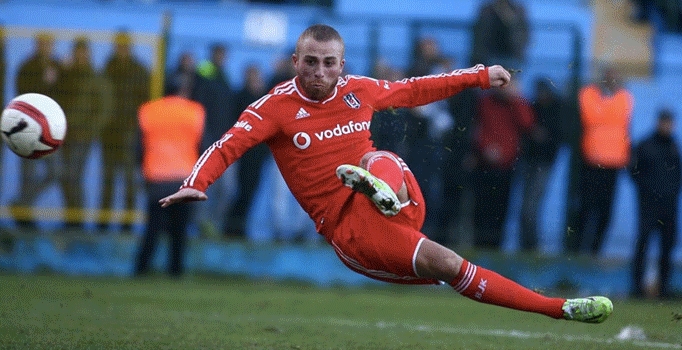 Gökhan Töre takımla antrenmana çıktı